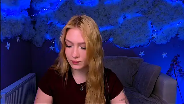 playful_sophie webcam