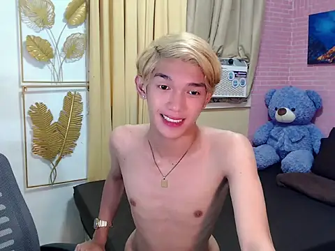 urasian_john18 webcam
