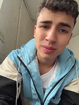 AdrianRinaldi webcam