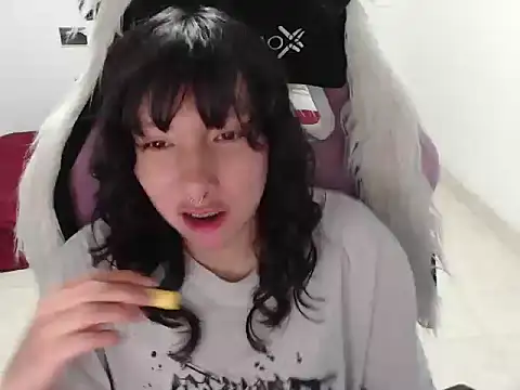 ScarlettShirahoshi webcam