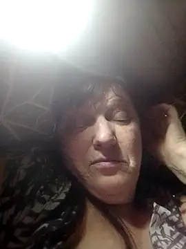 Apeesynka55211 webcam