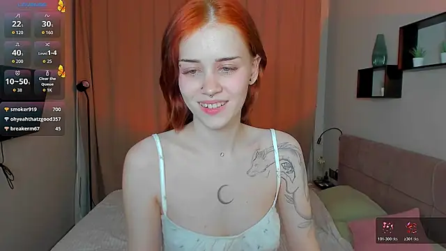 alice_with_freckles webcam