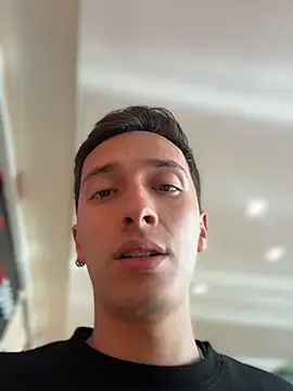 Thiago_Jones1 webcam