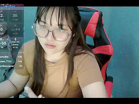 _WetKittyPussy_sw816 webcam