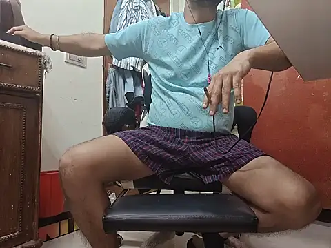 Lovers_Sweat5 webcam