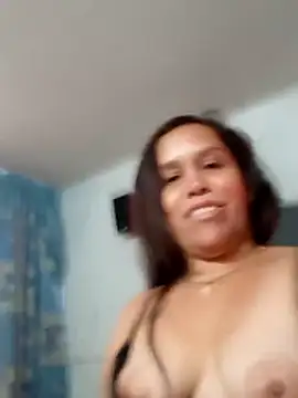 alexandra-queen webcam