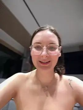 The_Snowwhitee webcam