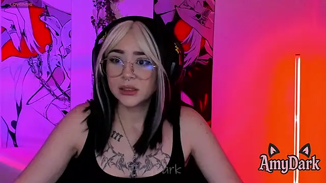 _AmyDark webcam