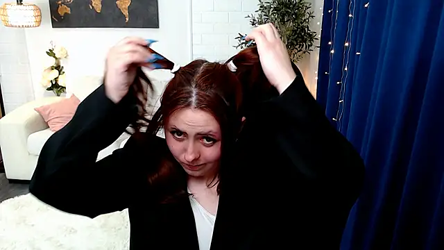 Hennessy_bunny webcam