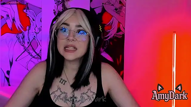 _AmyDark webcam