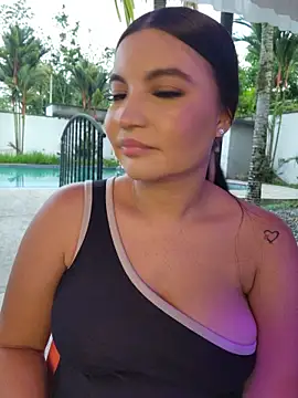 Pretty_Julieta webcam