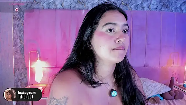lilithst_ webcam