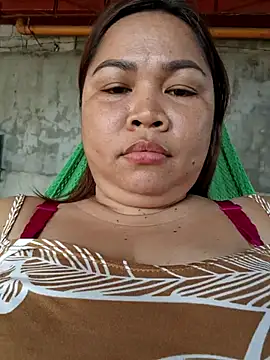 Sweetlorie_83 webcam