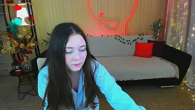 AlluringLookk webcam