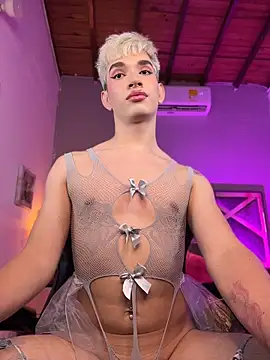 Cherry_zayden_ webcam