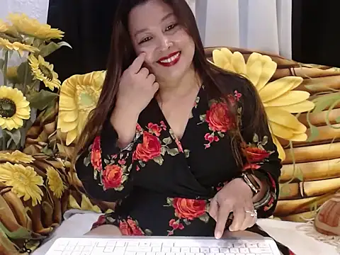 UrSweetClassyPinay webcam