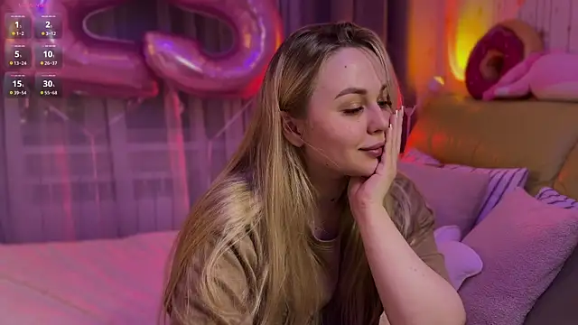 Estella_Elwood webcam