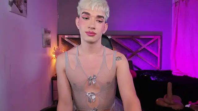 Cherry_zayden_ webcam