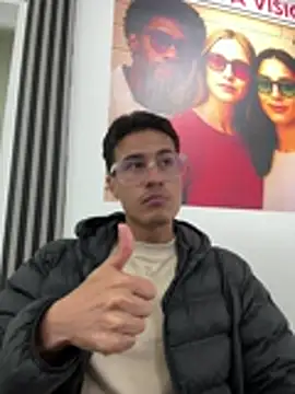 tavohot_ (M young) - Flash Ass in the optician