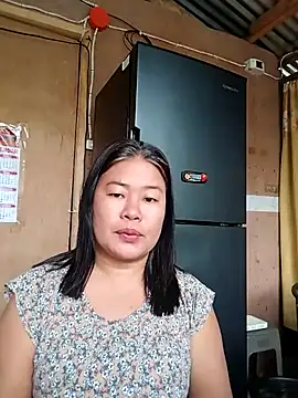 Lovelywoman43 webcam