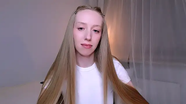 Luna_insniity webcam