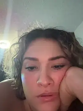 Sara_smiiith211 webcam