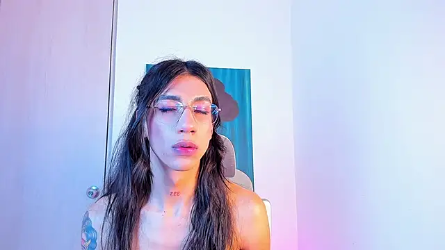 sofiaa_grey_ (T young) - 😮‍💨BIG LOAD 🍆💦💦MAKE ME CUM 😍💕💕