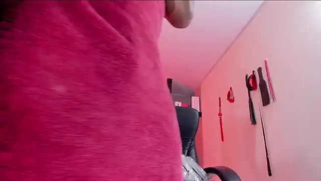 AlejoKhalifa_ webcam