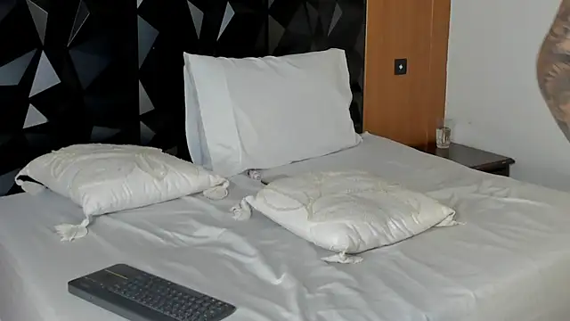 Wendy_Marchall webcam