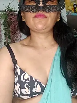 BhabhiPooja69 webcam