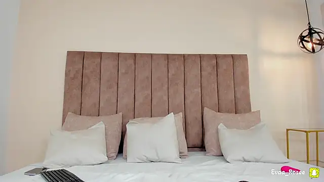 eva_roseee webcam