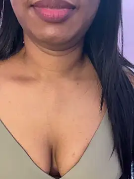 tamil_aarathi (F young) - Unga kottai