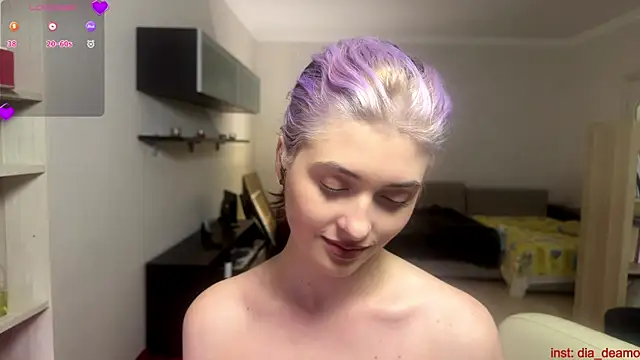dia_deamas (F teen) - play with my nipples on camera