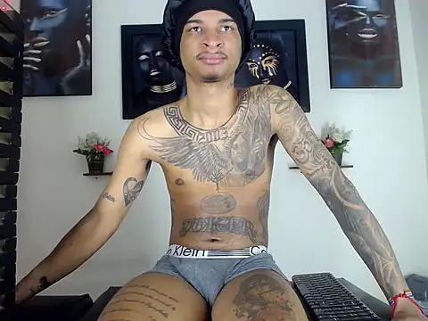 Tatoo_Noah webcam