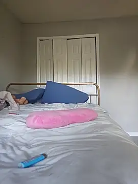 oliviaprettypussy webcam