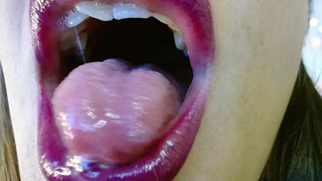 miss_evoleth2 webcam