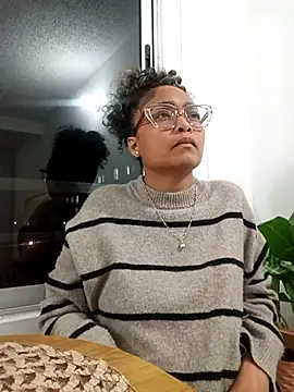 BiiancaEstradaa webcam