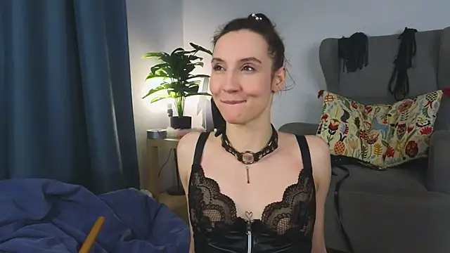 laracroftmansion webcam