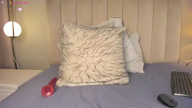 Melanie_hillz webcam