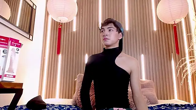 Cristopher_Wild webcam