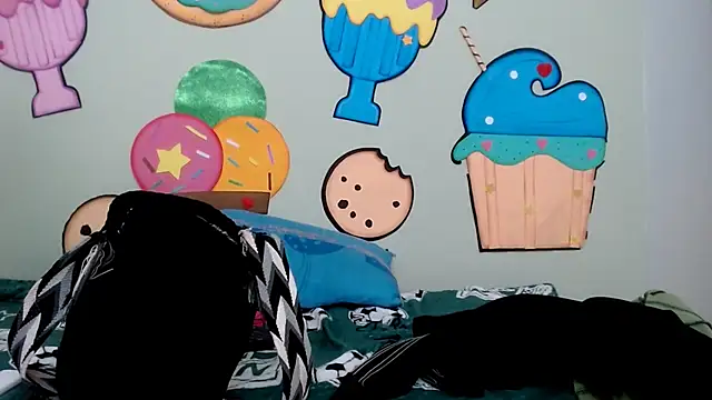 erikaskinny18 webcam