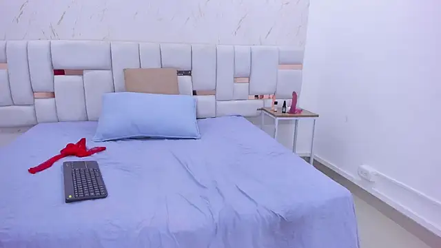 celeste_campbell webcam