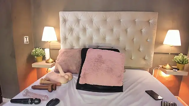 Kiaraprincess webcam