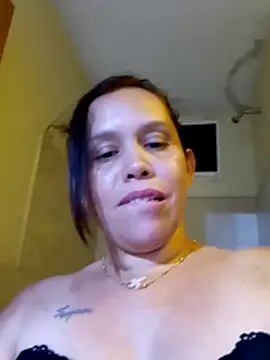 alexandra-queen webcam