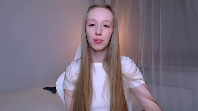 Luna_insniity webcam