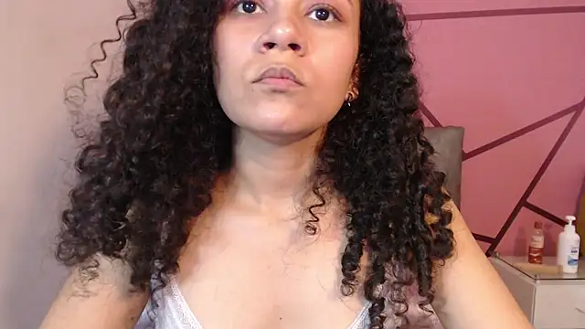 little18doll - Little18Doll's free webcam - UK Sex Cams