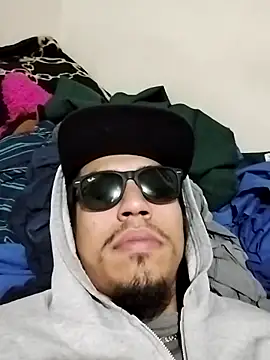 AlexAlejandro13 webcam