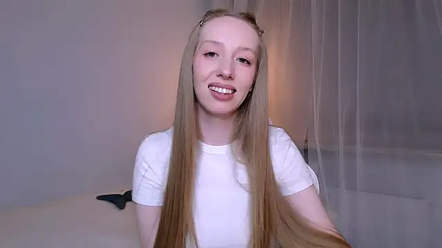 Luna_insniity webcam