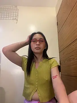 goddess_athena69 (T teen) - cum in public