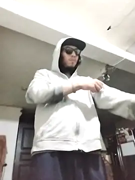 AlexAlejandro13 webcam